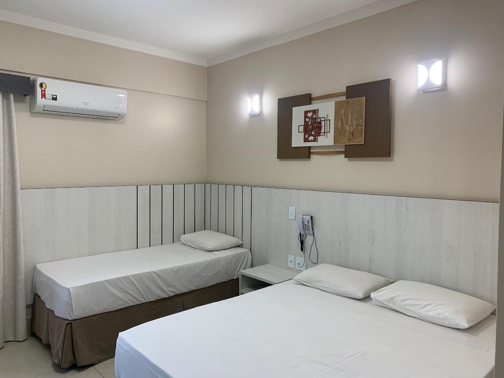 Hotel Spazzio Diroma Cafe Da Manha E Acesso Ao Acqua Park Caldas Novas Exterior foto