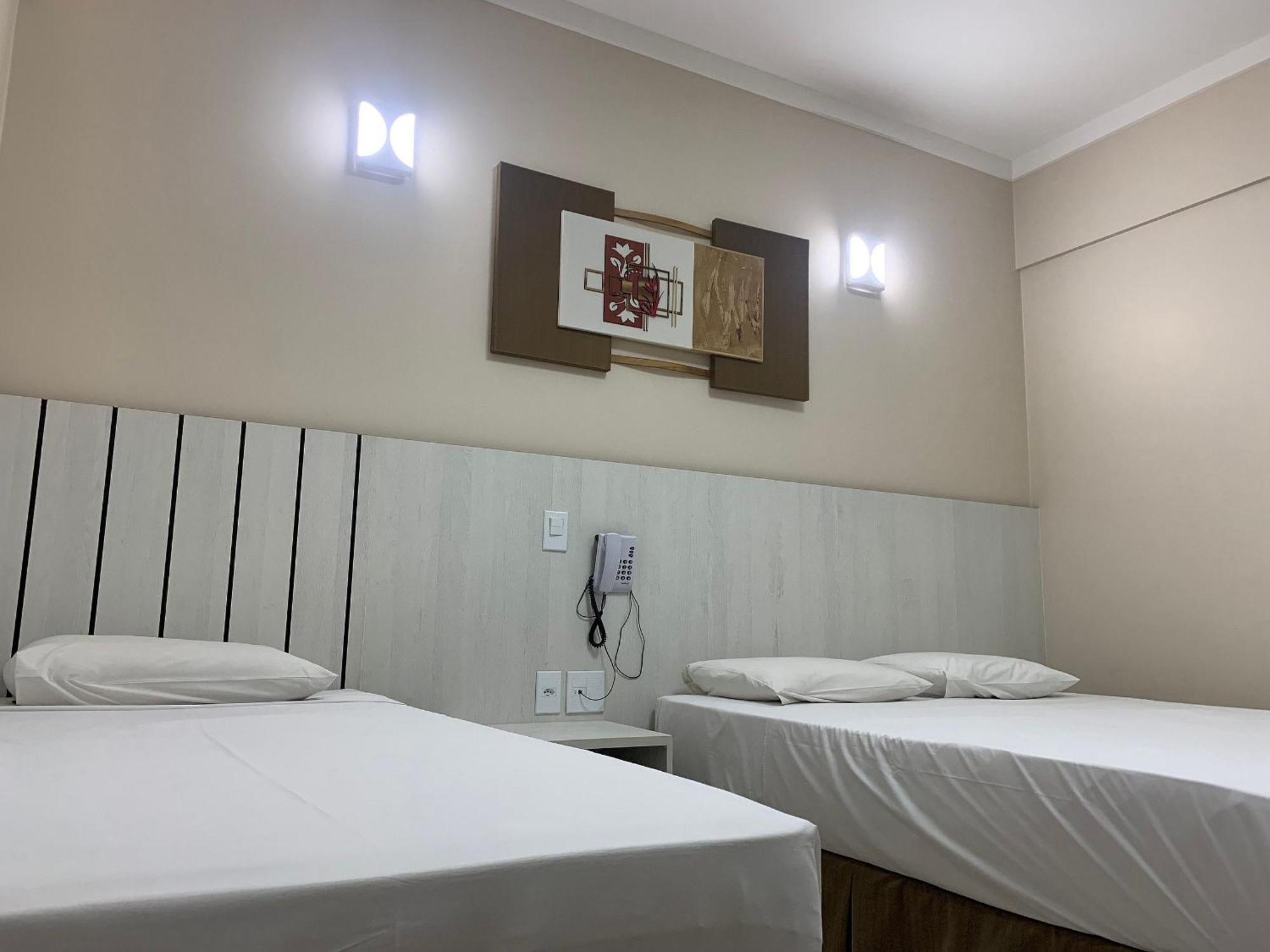 Hotel Spazzio Diroma Cafe Da Manha E Acesso Ao Acqua Park Caldas Novas Exterior foto
