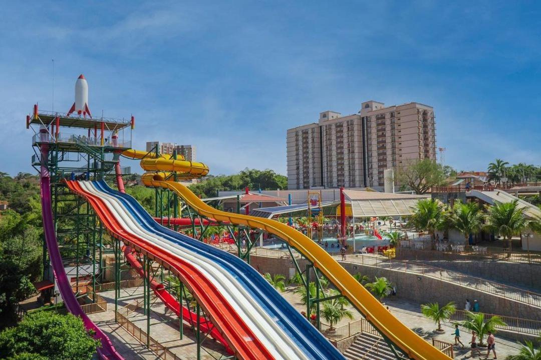 Hotel Spazzio Diroma Cafe Da Manha E Acesso Ao Acqua Park Caldas Novas Exterior foto