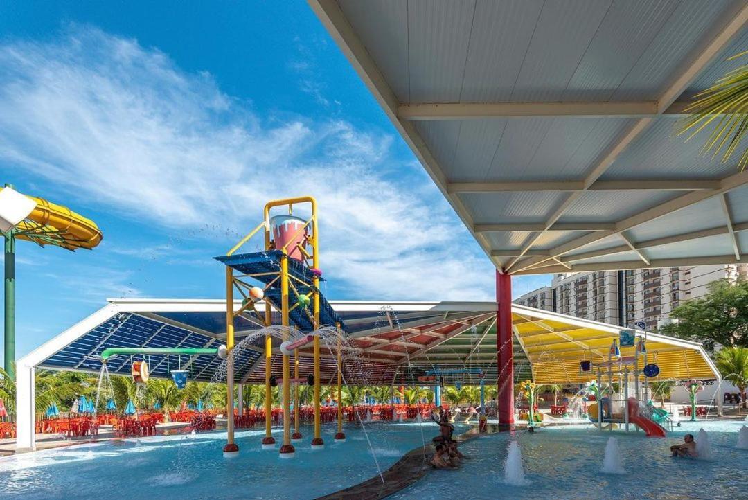 Hotel Spazzio Diroma Cafe Da Manha E Acesso Ao Acqua Park Caldas Novas Exterior foto